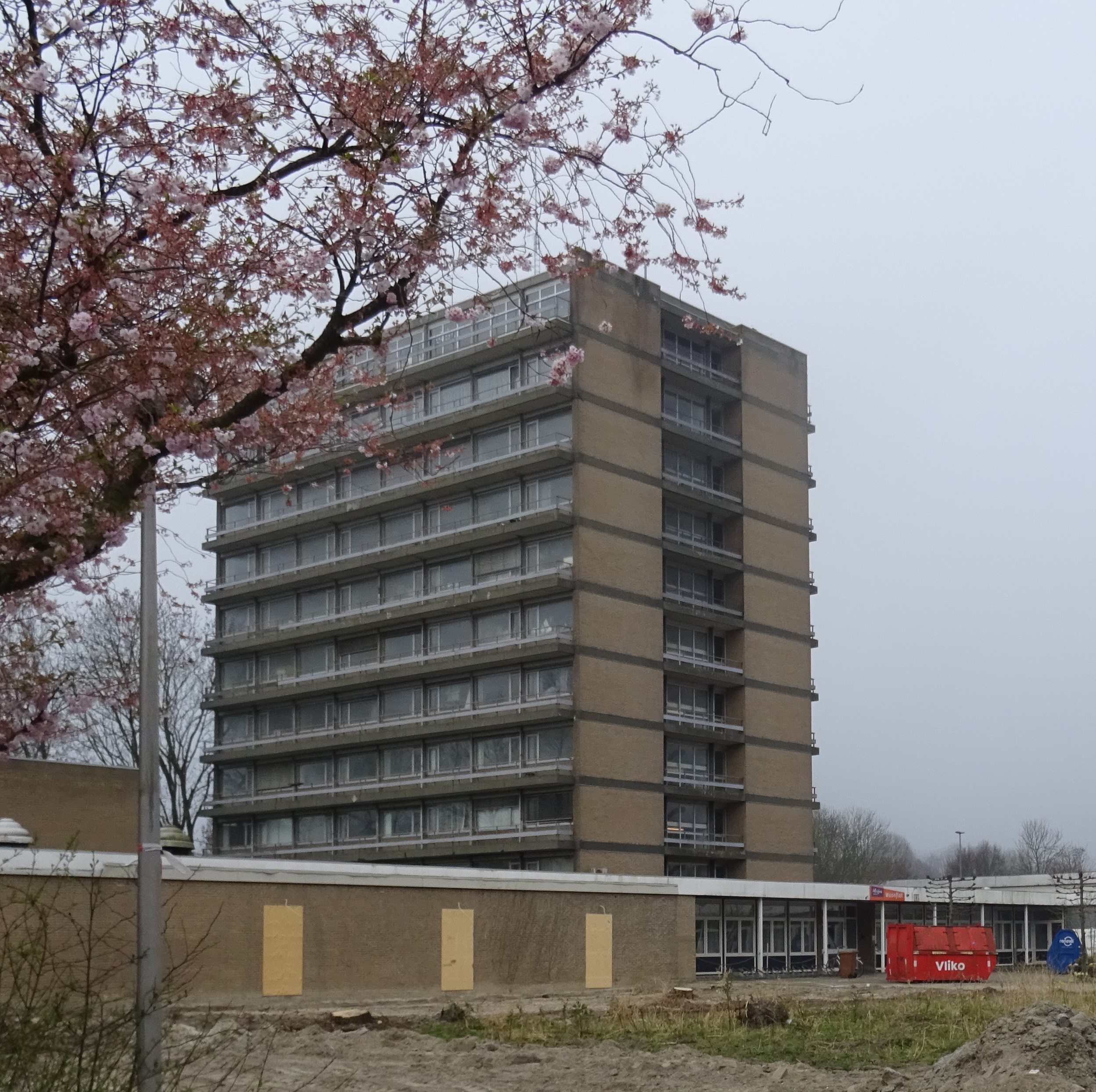 ZUSTERFLAT TE LEIDERDORP